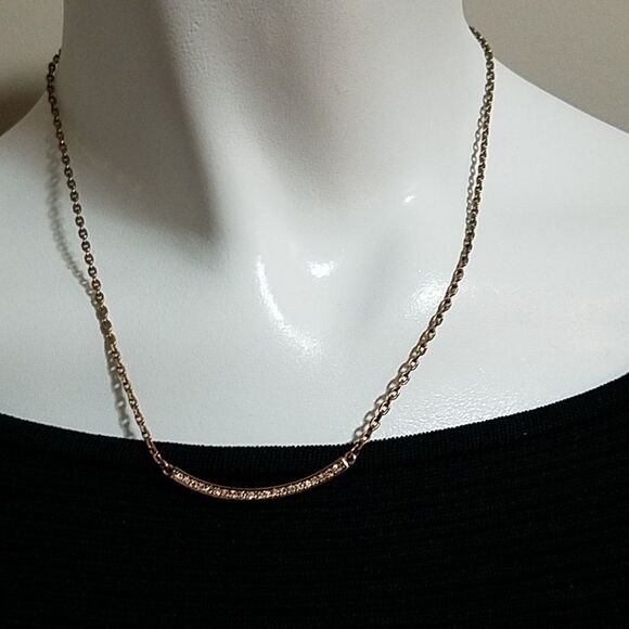 Stunning Michael Kors Rose Gold Necklace - Picture 1 of 3